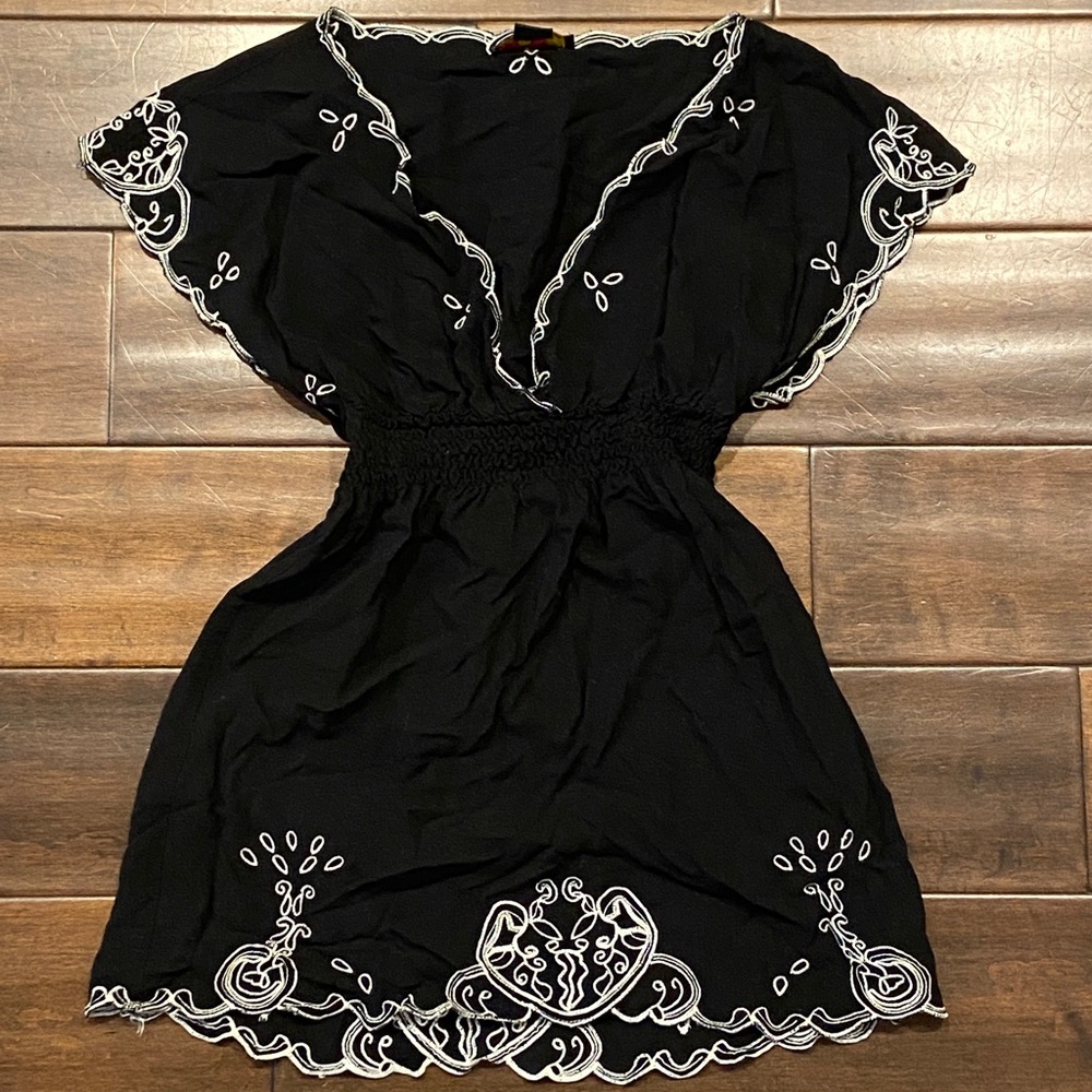 Black top with white lace detailing